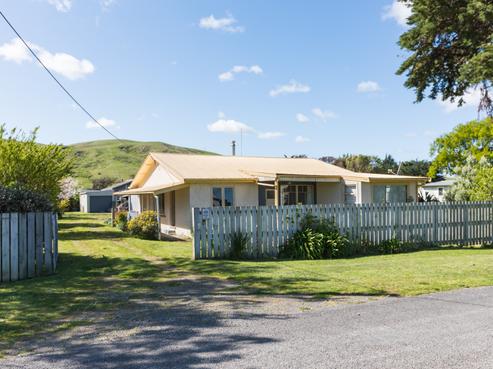 15 Keppel Street, Porangahau