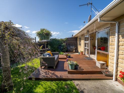 4/6 Arapiki Road, Stoke