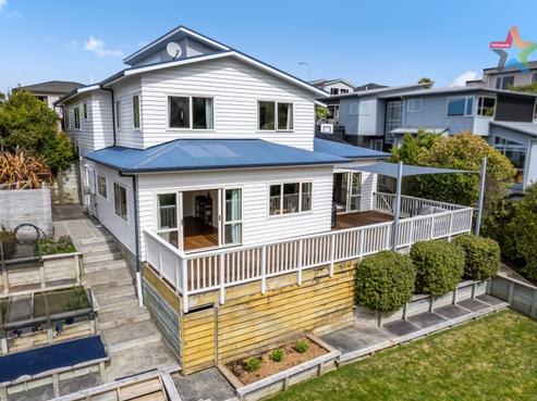 128 Redvers Drive, Belmont