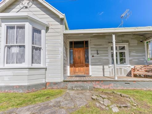 39 Halswell Street, Whanganui Central
