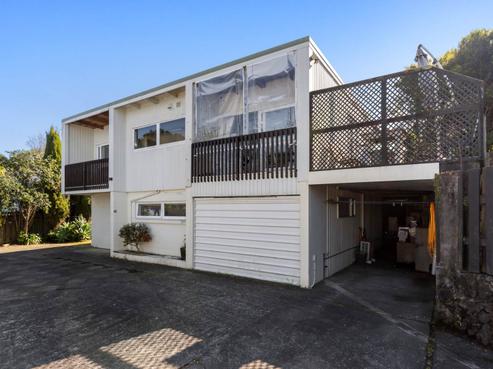 1/45 Girrahween Drive, Totara Vale