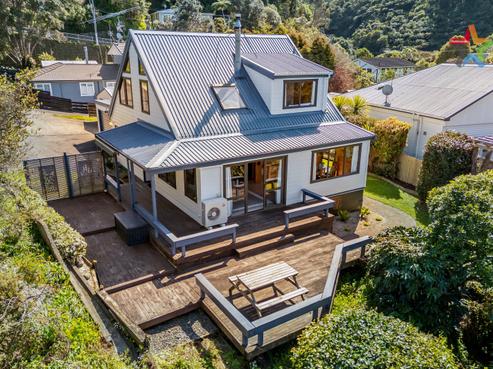 19A Miromiro Road, Normandale