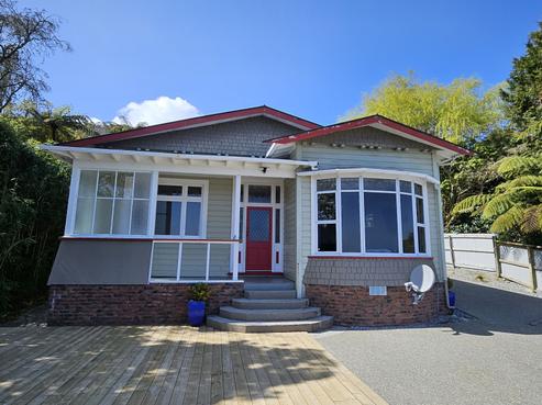 11B Kilgour Road, Greymouth