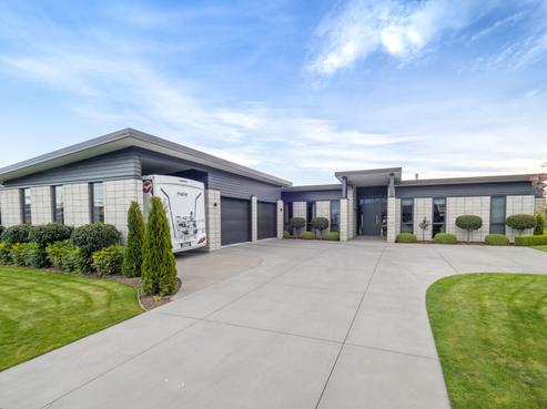 7 Douglas Drive, Allenton