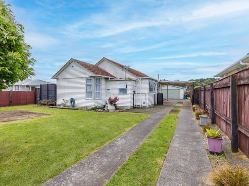 54 Strange Street, Waitara