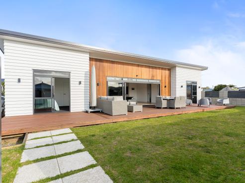 200A Rutherford Road, Whangamata