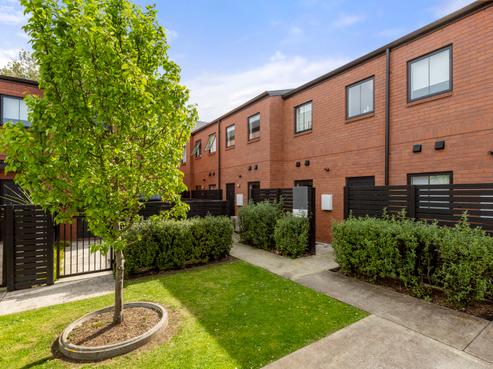 8 Pippa Lane, Chartwell