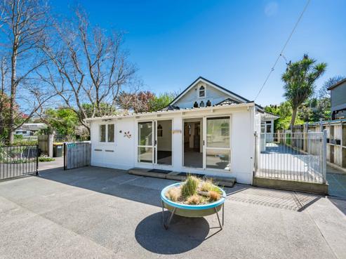 9 Glen Road, Raumati South