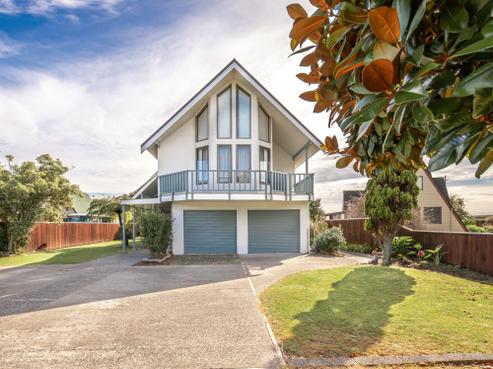 27 Orowaiti Road, Westport
