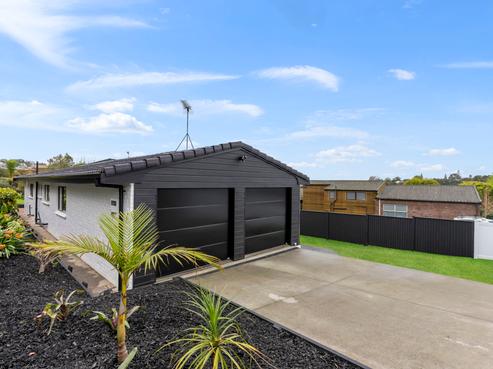 360 Royal Road, Massey