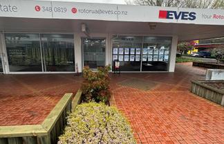 Prime corner retail/office space