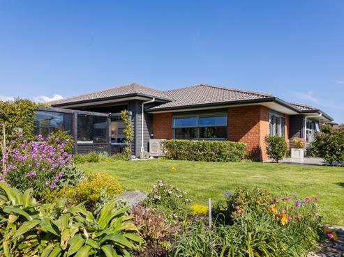 3 Roydon Lane, Paraparaumu