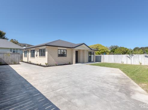 1169A Taita Drive, Taita