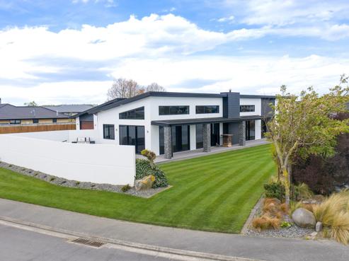 3 Torbay Avenue, Huntingdon/Lake Hood