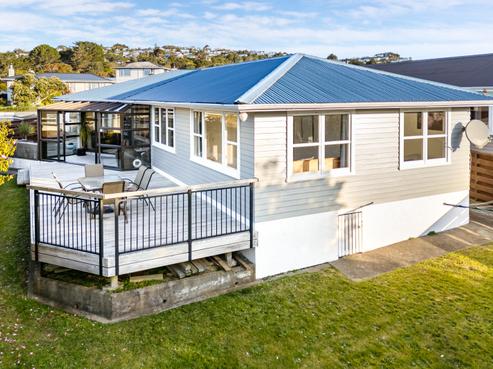 35 Lynda Avenue, Paparangi