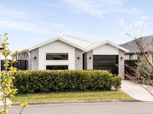 23 Tangaroa Place, Poike