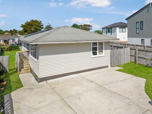 10 Bowen Street, Manurewa East