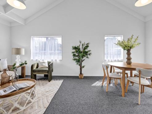 2/19 Kenmore Street, Westown