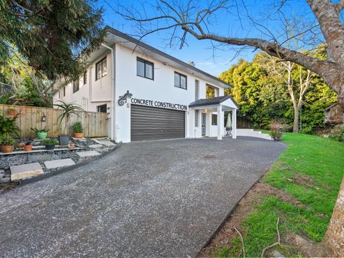 4 Queen Natalie Place, Massey