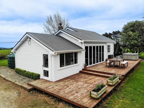 2906 State Highway 3, Waitotara