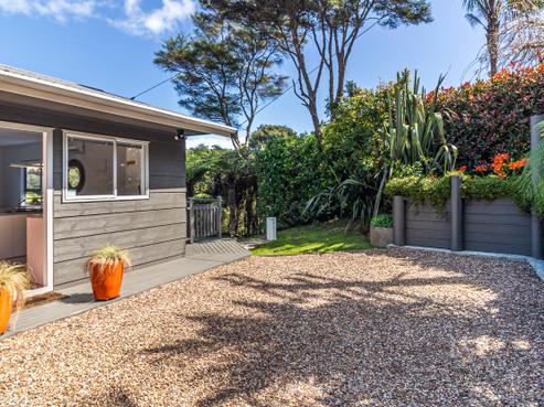 17 Bay Road, Ostend