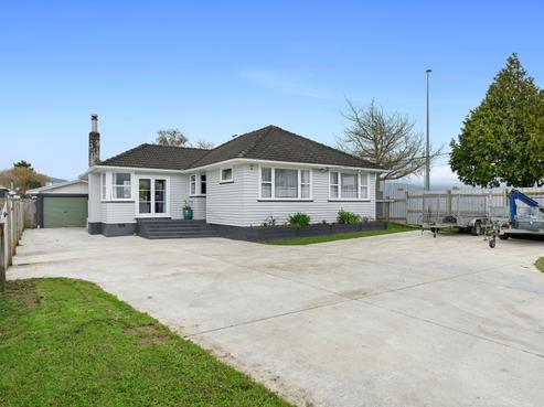 2 Quinn Road, Levin