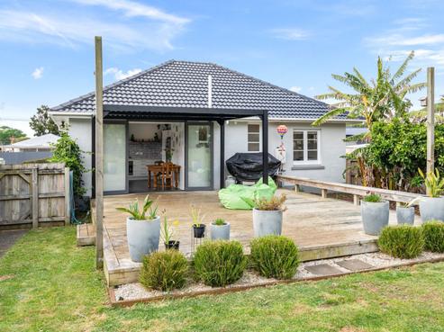 10 Puriri Street, Kamo