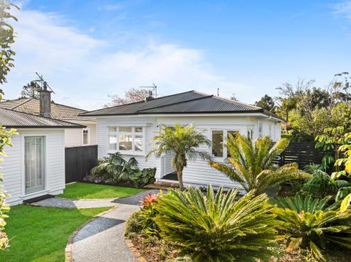 36 Parkdale Road, Mount Albert