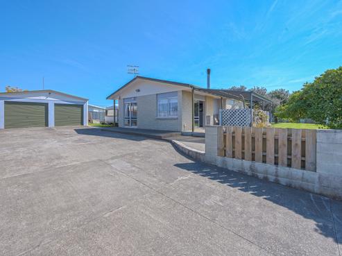 30 Sutton Avenue, Clive