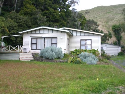 1017 Marokopa Road, Marokopa