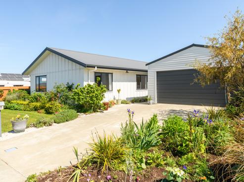 22 Wescombe Grove, Feilding