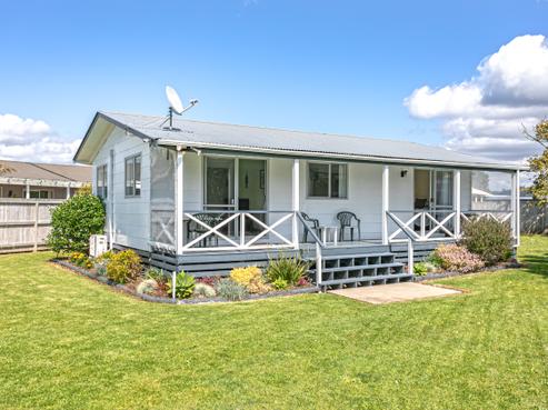 214 Cook Drive, Whitianga
