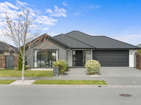 45 Bronco Drive, Aidanfield
