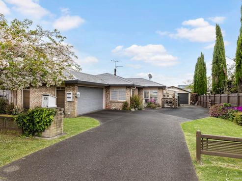 108 Sandspit Road, Waiuku
