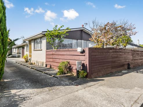 113 Knights Road, Central Hutt