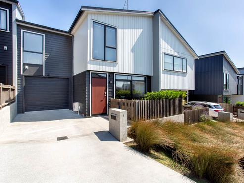 8 Killick Place, Long Bay