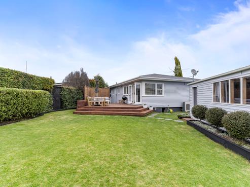 4 Clinton Avenue, Te Atatu Peninsula