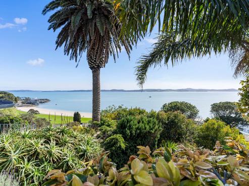 9 Carlton Crescent, Maraetai