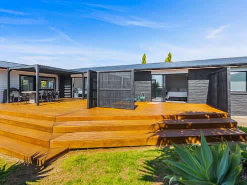 9B Poplar Grove, Whalers Gate