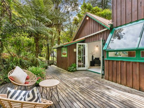 34 Wood Bay Road, Titirangi