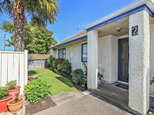 2/1004 Waipuna Street, Mahora