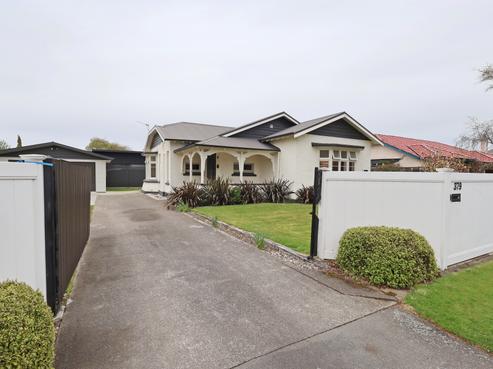 379 Herbert Street, Windsor