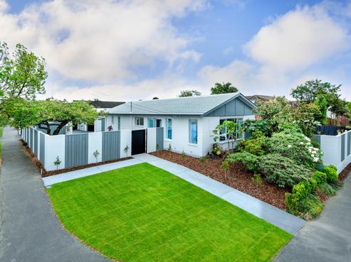86 Englefield Road, Northwood
