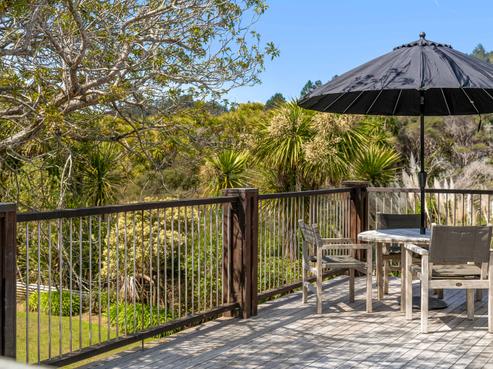 9 Stingray Crescent, Whiritoa