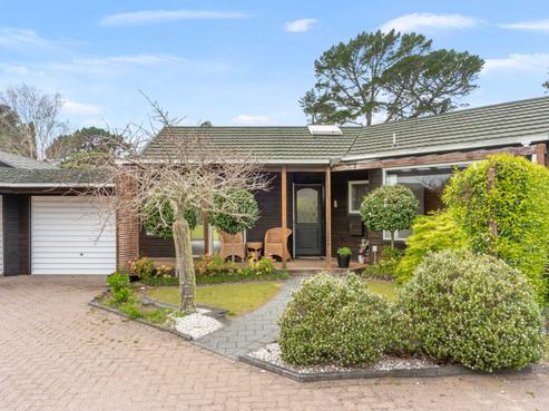 8/23 Kennedy Park Drive, Pauanui