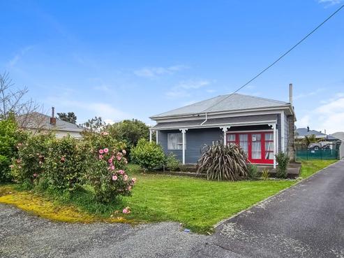 25 Pakington Street, Westport