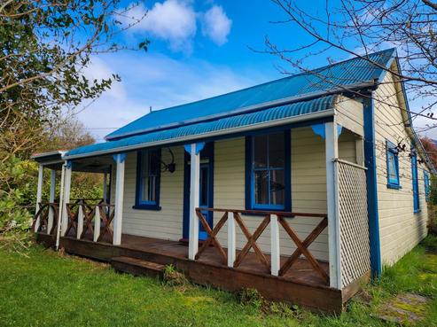 5 Town Belt South, Blackball