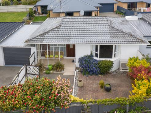 3/114 Walker Street, Ashburton