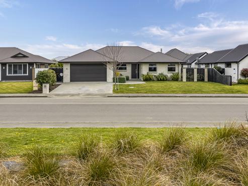 38 Charlesworth Drive, Allenton