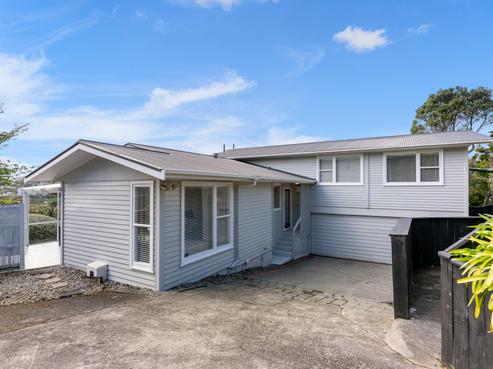 18 Fairburn Grove, Johnsonville